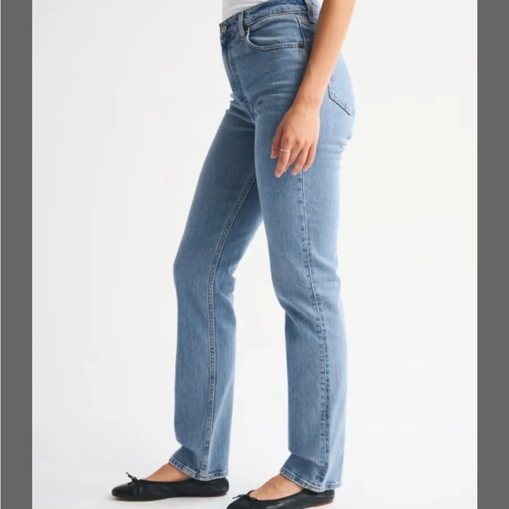 Abercrombie & Fitch 90s ultra high Straight Leg Jeans NWT Size 26/2s ankle - Picture 2 of 10